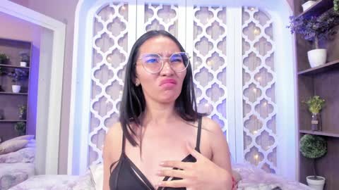 Lucy Liiu online show from 01-29-25, 09:50