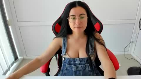 Snapshot of lucyycharm chatting on 07-17-26, 12:45 Lucy online show from 07-17-26, 12:45