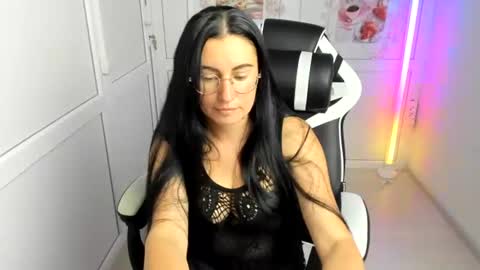 Snapshot of lucyycharm chatting on 07-27-26, 12:45 Lucy online show from 07-27-26, 12:45