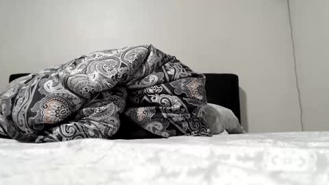 Snapshot of lugo92 chatting on 01-18-26, 11:03 LUGO online show from 01-18-26, 11:03