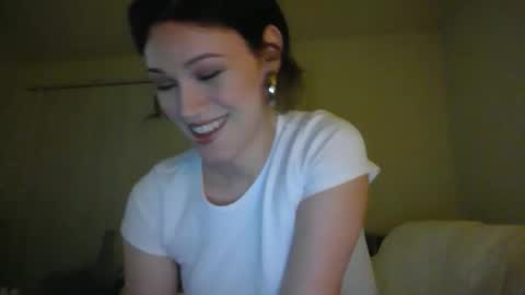 Snapshot of luh698171 chatting on 12-18-25, 09:26 Luxious online show from 12-18-25, 09:26