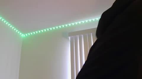 Snapshot of luhfreak444 chatting on 10-05-25, 03:54 Riskdtb online show from 10-05-25, 03:54