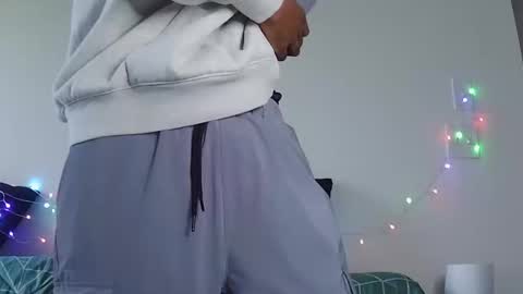 Snapshot of luhfreak444 chatting on 10-24-25, 04:14 Riskdtb online show from 10-24-25, 04:14