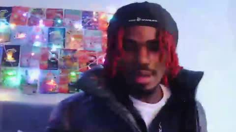 Snapshot of luhfreak444 chatting on 10-25-25, 12:23 Riskdtb online show from 10-25-25, 12:23