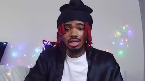 Snapshot of luhfreak444 chatting on 10-27-25, 07:29 Riskdtb online show from 10-27-25, 07:29