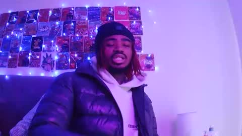 Snapshot of luhfreak444 chatting on 11-25-25, 06:52 Riskdtb online show from 11-25-25, 06:52