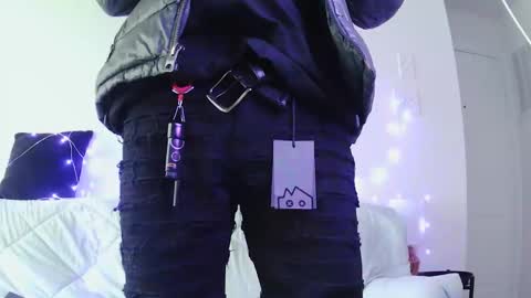 Snapshot of luhfreak444 chatting on 11-28-25, 06:43 Riskdtb online show from 11-28-25, 06:43