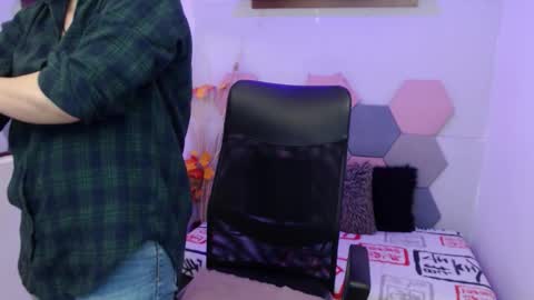 Snapshot of lui_fer01 chatting on 10-12-25, 11:09 lui_fer01 online show from 10-12-25, 11:09