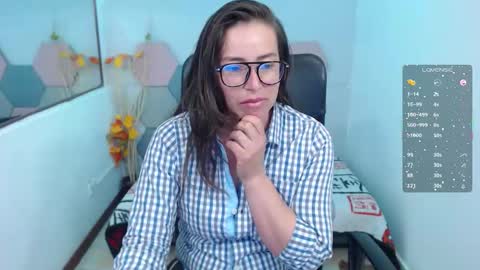 Snapshot of lui_fer01 chatting on 10-14-25, 11:22 lui_fer01 online show from 10-14-25, 11:22