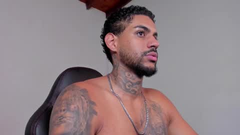 Luigi Vitale online show from 12-16-25, 03:44