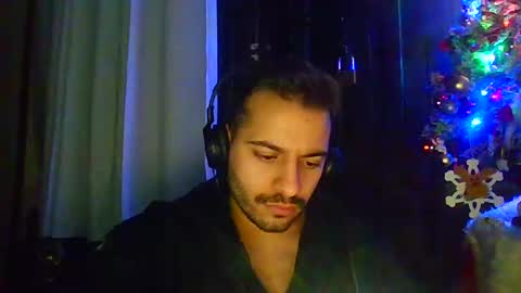 luigi281996 online show from 12-31-24, 01:57