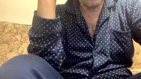 Snapshot of luigir51zas chatting on 10-03-25, 08:50 Luis online show from 10-03-25, 08:50