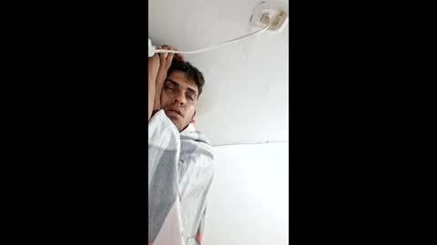 Snapshot of luis2000588392 chatting on 04-09-26, 06:19 luis2000588392 online show from 04-09-26, 06:19
