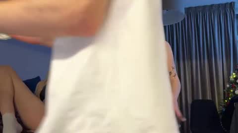 Luis and Alina online show from 01-07-25, 05:31