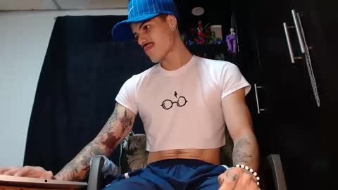 Luis AS online show from 12-16-25, 01:16