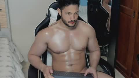 Snapshot of luis_baptista chatting on 06-13-26, 03:26 luis_baptista online show from 06-13-26, 03:26
