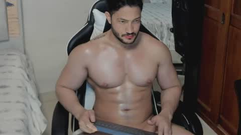Snapshot of luis_baptista chatting on 06-14-26, 02:35 luis_baptista online show from 06-14-26, 02:35