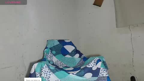 Snapshot of luisa2025_ chatting on 05-28-26, 11:29 Hot Latina online show from 05-28-26, 11:29