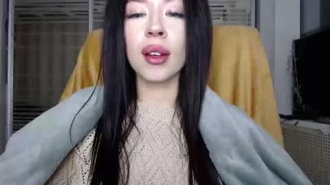 Snapshot of luisa_domina chatting on 01-16-26, 05:39 luisa lovedom online show from 01-16-26, 05:39