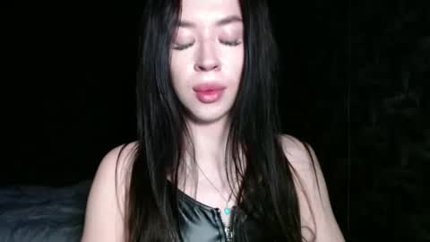 Snapshot of luisa_domina chatting on 05-16-26, 12:51 luisa lovedom online show from 05-16-26, 12:51