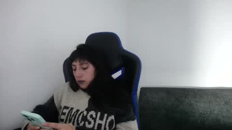 Snapshot of luisa_homes chatting on 12-22-25, 11:24 luisa_homes online show from 12-22-25, 11:24