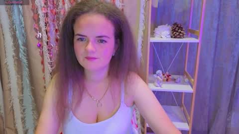 Luisa Rosee online show from 10-21-25, 07:03