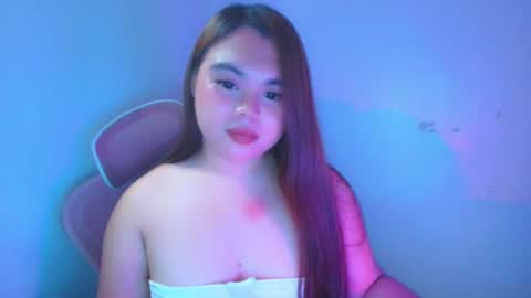 Snapshot of luisa_xpress chatting on 07-19-26, 02:54 LUISA online show from 07-19-26, 02:54