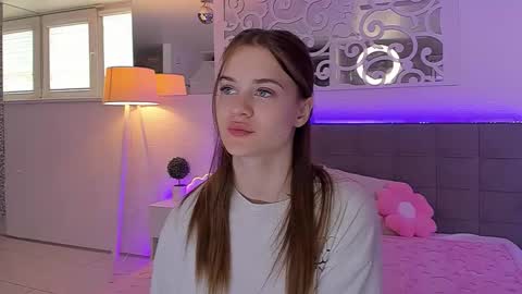 LuisaClover online show from 05-30-26, 12:24