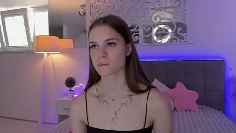 Snapshot of luisaclover chatting on 06-29-26, 12:16 LuisaClover online show from 06-29-26, 12:16