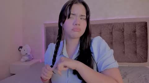 Luisa Giraldo online show from 11-22-25, 11:09