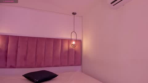 L U I S A online show from 01-07-25, 07:59