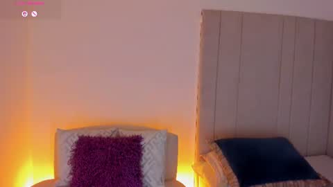 Snapshot of luisah_ chatting on 06-19-26, 08:01 L U I S A online show from 06-19-26, 08:01