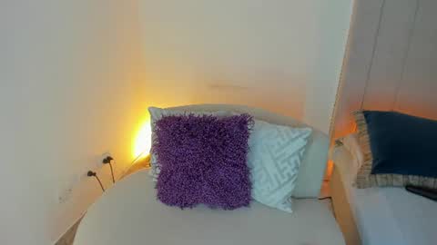 Snapshot of luisah_ chatting on 06-28-26, 07:09 L U I S A online show from 06-28-26, 07:09
