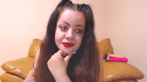 Cassie online show from 11-11-25, 10:43