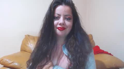 Snapshot of luisahornydoll chatting on 05-21-26, 08:27 Cassie online show from 05-21-26, 08:27