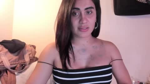 Snapshot of luisamonsterdick chatting on 12-06-24, 02:35 Luisa Monsters online show from 12-06-24, 02:35