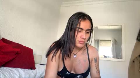 Snapshot of luisamonsterdick chatting on 09-22-25, 11:34 Luisa Monsters online show from 09-22-25, 11:34