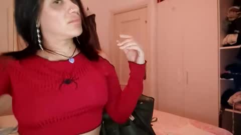 Snapshot of luisamonsterdick chatting on 09-27-25, 07:52 Luisa Monsters online show from 09-27-25, 07:52