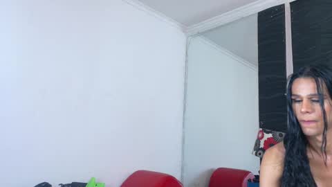 Snapshot of luisana_smith chatting on 10-01-25, 08:20 luisana_smith online show from 10-01-25, 08:20