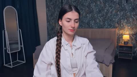 Luisa online show from 10-17-25, 07:00