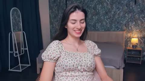 Luisa online show from 10-23-25, 05:51