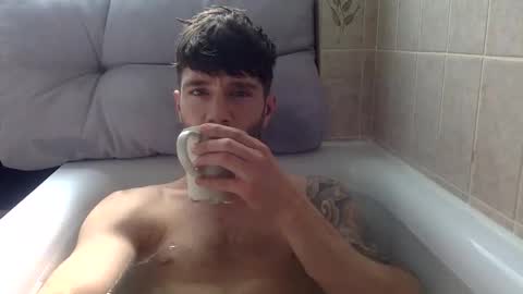 Snapshot of luisbadx chatting on 06-06-26, 09:25 Luis Badx online show from 06-06-26, 09:25
