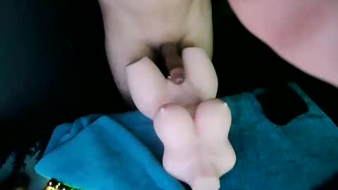 Snapshot of luisccb chatting on 02-15-26, 06:10 luisccb online show from 02-15-26, 06:10