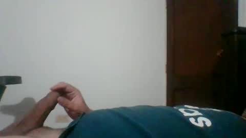 luisfer86 online show from 04-04-26, 02:10