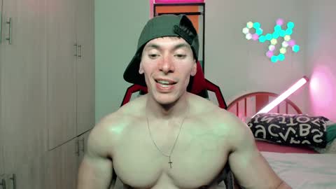 Snapshot of luisfernikesportboy chatting on 12-21-24, 01:47 Luis Fer PVT IS OPEN online show from 12-21-24, 01:47