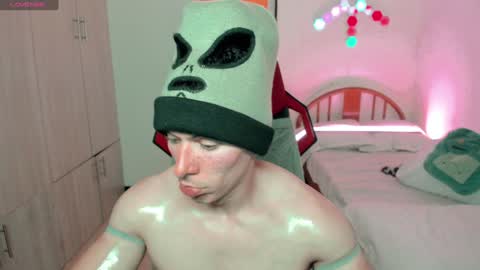 Snapshot of luisfernikesportboy chatting on 02-05-25, 11:06 Luis Fer PVT IS OPEN online show from 02-05-25, 11:06