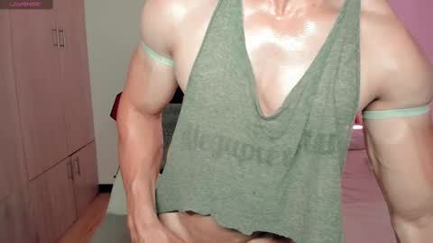 Snapshot of luisfernikesportboy chatting on 02-17-25, 10:25 Luis Fer PVT IS OPEN online show from 02-17-25, 10:25