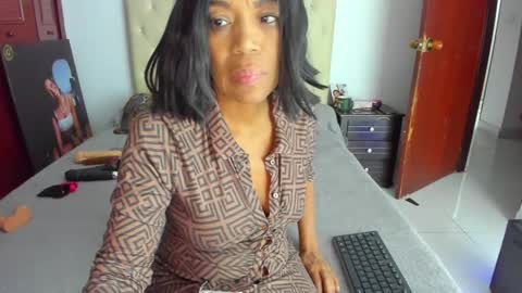 Luissa online show from 11-11-25, 10:37