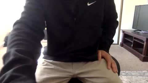 Snapshot of luisthechosen1 chatting on 02-28-26, 06:53 AlmightyZero online show from 02-28-26, 06:53