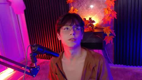 luixdust1 online show from 10-02-25, 04:30